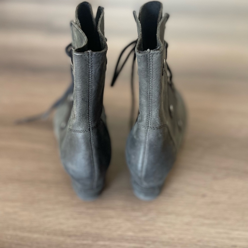 Sorel Joan of Artic Leather Wedge Weatherproof Boots in Black - Picture 7 of 9